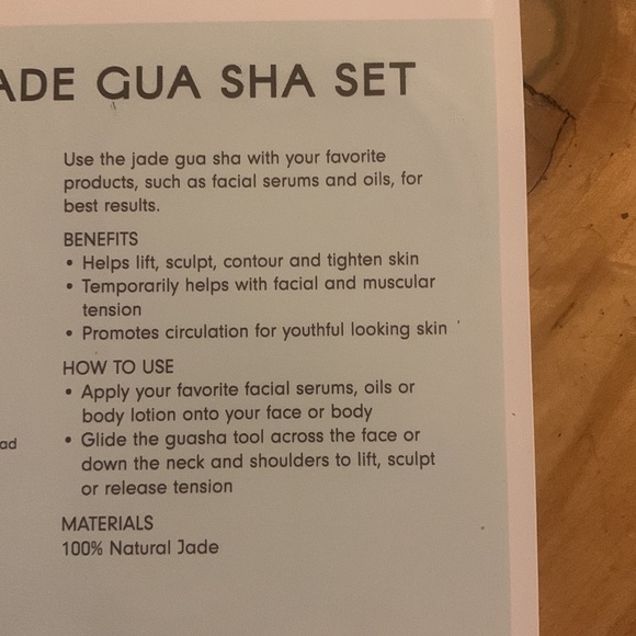 Natural Jade Gia Sha Set - Picture 3 of 7